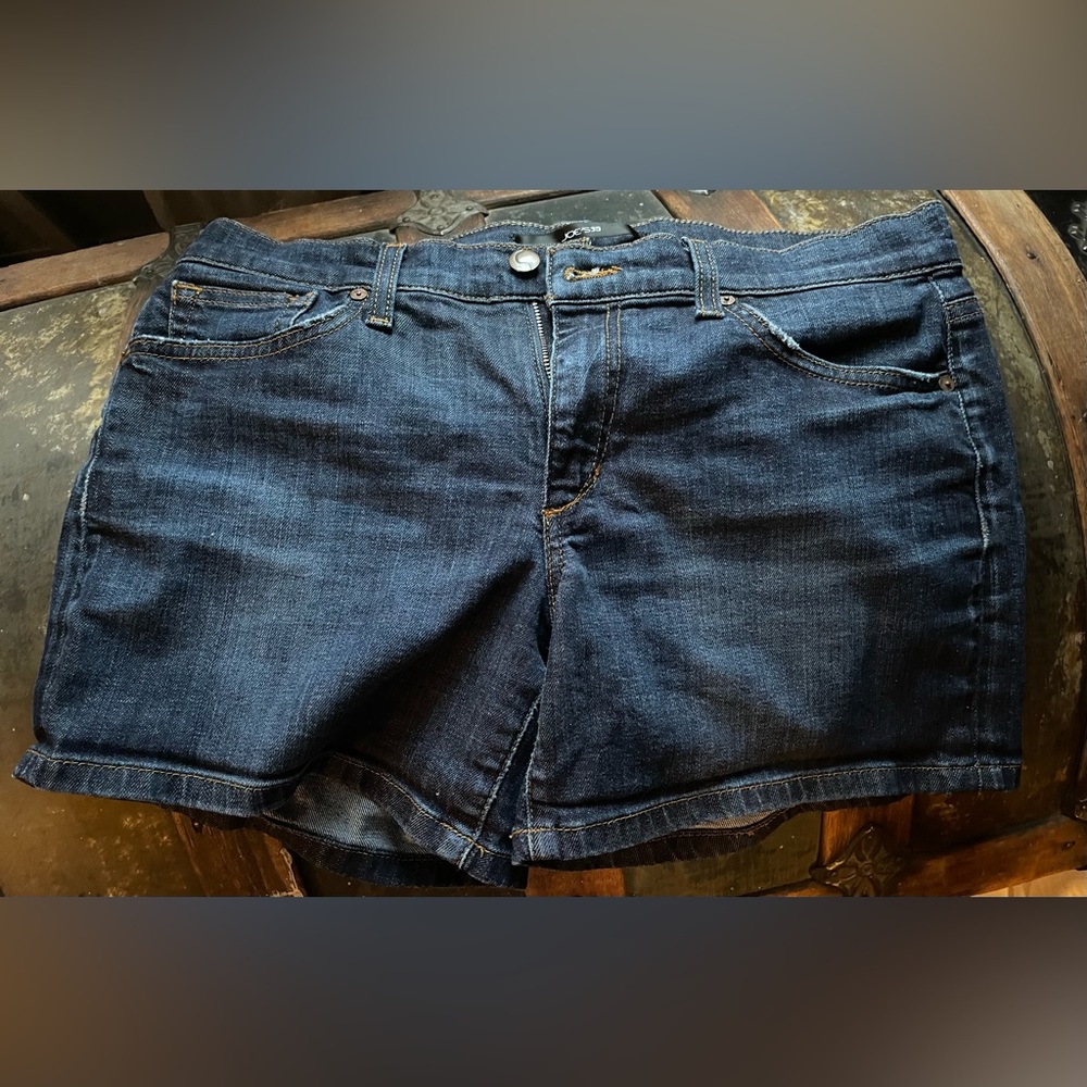 Joe’s Jeans denim shorts size 30